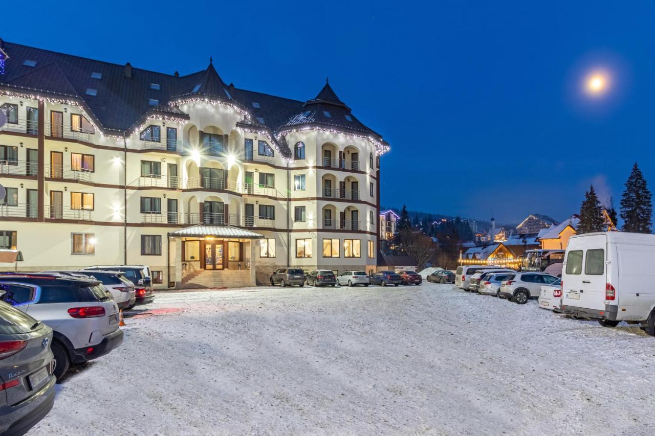 Mirage Hotel Bukovel Exterior photo