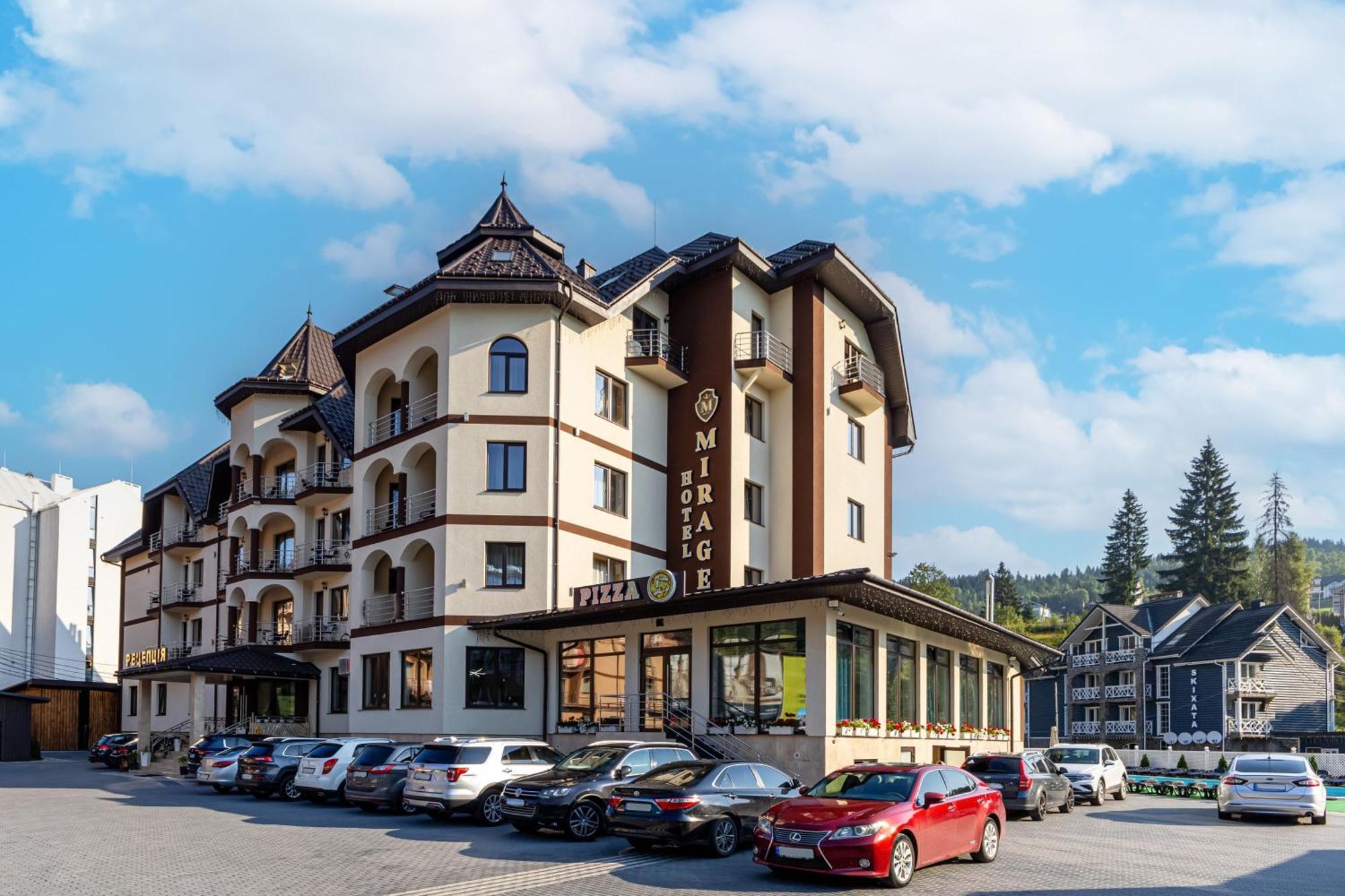 Mirage Hotel Bukovel Exterior photo